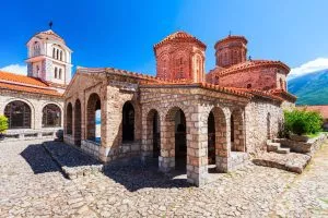 Ohrid-St-Neum-klooster-schaal-2