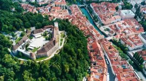 Kasteel van Ljubljana van bovenaf